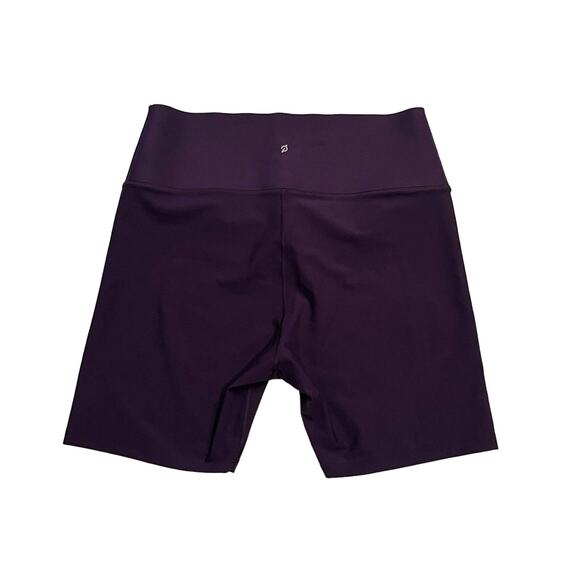 Peloton shorts - Picture 2 of 7